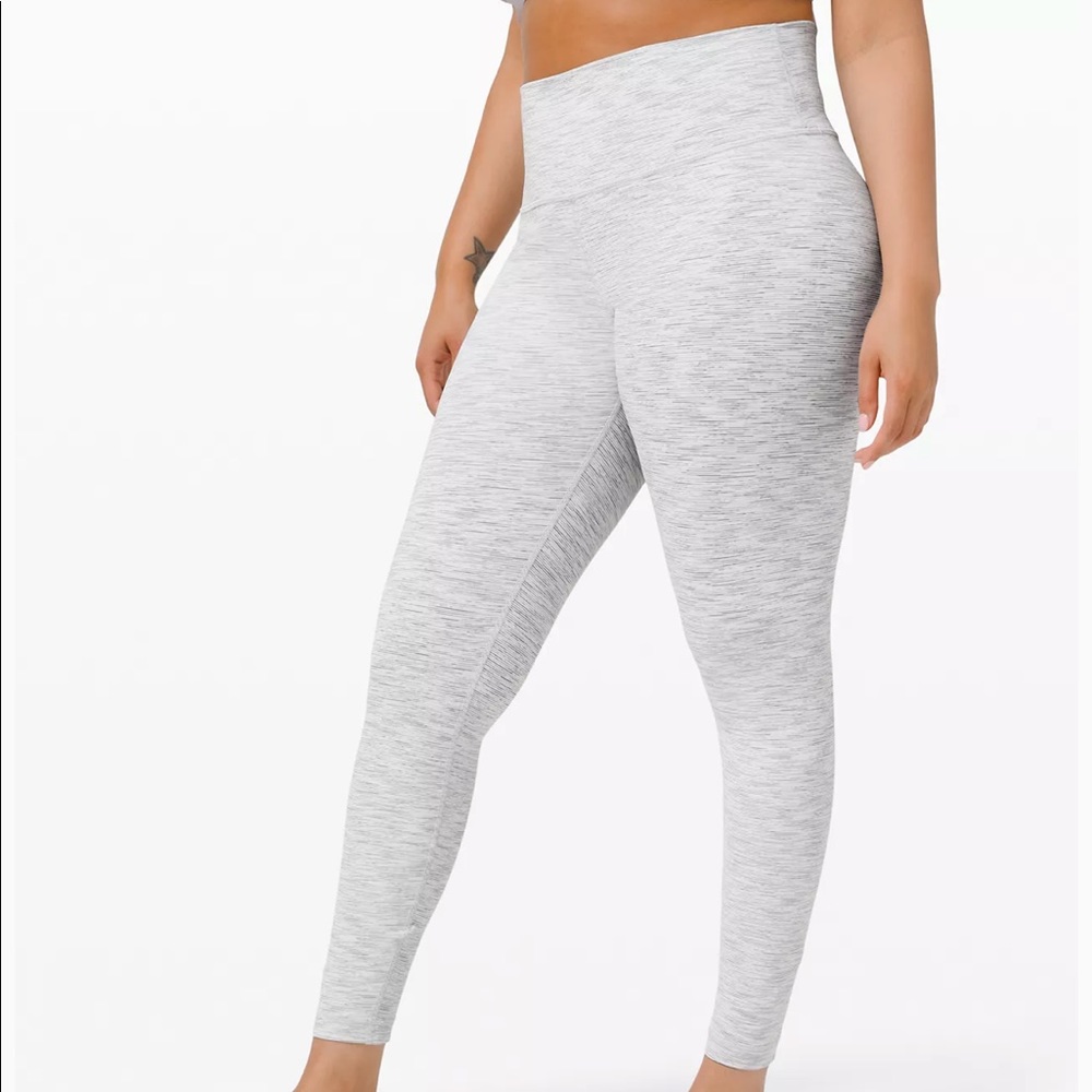 Wunder under high rise tight